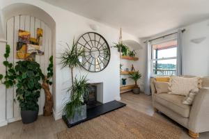 Crab Shack Apartments - Stylish back beach duplex apartment, Teignmouth