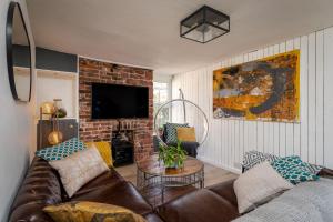 Crab Shack Apartments - Stylish back beach duplex apartment, Teignmouth