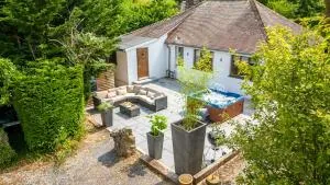 Bramblewood - Cosy chic, hot tub, close to beach - Newton Abbot