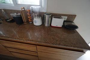 Casa para 9 pessoas a 400m da praia com AC