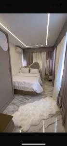 شقة الزمالك مقابل فندق الهلتون