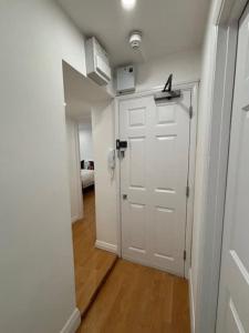 New Soho Loft - Apt 2 by Indigo Flats