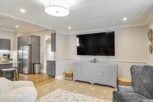 Lebanon Retreat Decks, Fire Pit and Yard