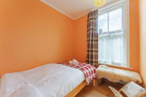 Ivydale - Sheringham Cottages