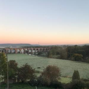 Stunning Home with a view over Whalley Viaduct