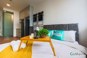 Infinity SkyPool - KL Suite KL Sentral Brickfield by GoMain