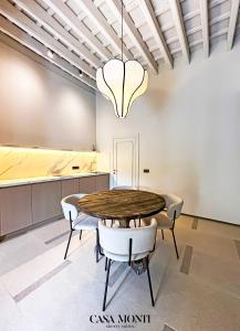 Casa Monti - Sherry Suites A