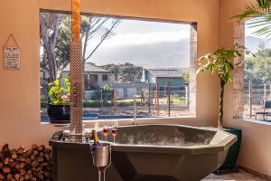 Serenity Vista Retreat