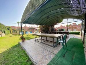 Casa de ensueƱo en la playa con vistas al mar