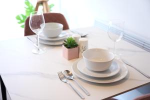 The Warrington Hideaway - Pluxa Rose Gray