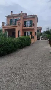 Βίλλα Αντρέας - Karavomylos