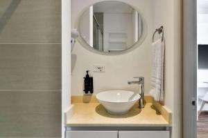 Otoño by Wynwood House