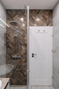 Old Town - Bajor Studios - Self Check-in and Parking