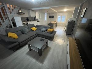 Appartements Grand Appartement proche CH Valenciennes : photos des chambres