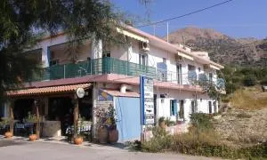 Jason Rooms & Studios - Mirtos