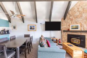 Perfect Ski Rental 2 blocks from Village Gondola