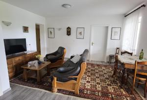 Comfortable condo for long-term stays