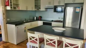 Longshore Drift - metres to Blacksmiths Beach - Blacksmiths