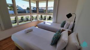 Longshore Drift - metres to Blacksmiths Beach