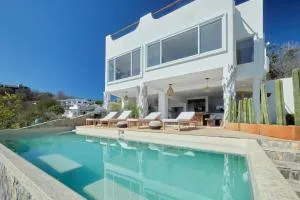 Casa Roni - 5 Bedroom Luxury Villa with Ocean View - Playa Estacahuite