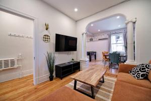 MTLVacationRentals- Le Clebard