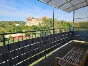 Holiday Home Apartment Znojmo - Klein Tesswitz