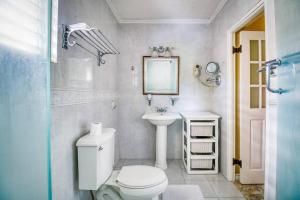 Two Bedroom Seafront Suite - Quiet & Relaxing