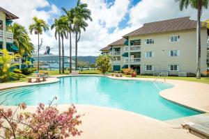 Two Bedroom Seafront Suite - Quiet & Relaxing