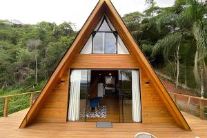 Chalé dos Alpes 1 hidromassagem e Lareira