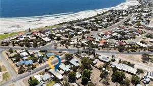 Latone Sea Lodge - Entire Home in Port Hughes - Weetulta