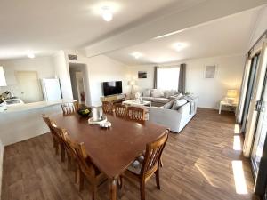 Diamond Shores - Entire Home in Balgowan