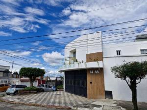 Elegante y Encantadora cerca Miraflores y Tikal Futura H12