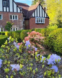 The Lodge at Fairfield Court