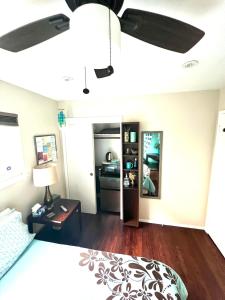 Workers Chev-Refinery Newly Remodeled