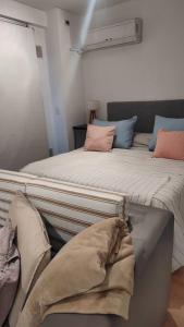 Impactante estudio a metros del Solar de la Abadia