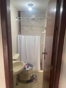 Casa duplex em condomínio