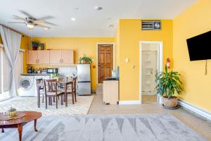 Scenic Aurora Studio on 3 Acres Easy 1-70 Access