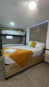 Encantadora Confortable Hab Familiar cerca Forum Majadas y Miraflores H14 - El Rodeo