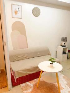 Amethyst Suites Azure