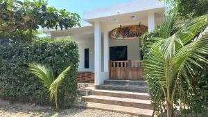 Villa Victoria Bosques de OLON - Olón