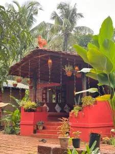 Surangi Homestays - Talavda
