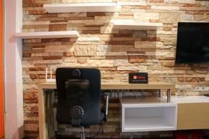 Spacious and Comfort Stay Studio at Green Bay Pluit Apartment By Travelio