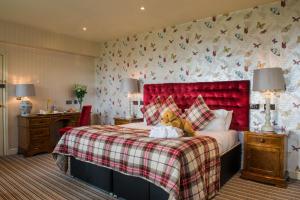 The Coed-Y-Mwstwr Hotel