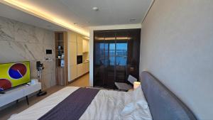 SWITZEN KCC ocean view