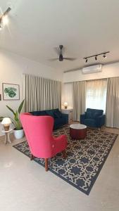 Villa Avni, a beach side family retreat, Homestay