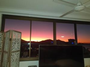 Tropical Ocean Sunrises & Magical Mountain Sunsets