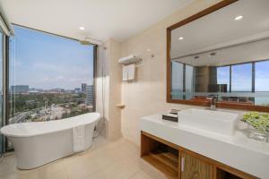 Phòng Premium Nhìn ra Biển (Premium Sea View Room)