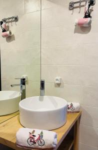 Ivas apartment in Bakurini