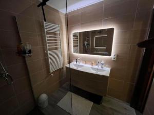 hondvriendelijke vakantiewoning met jacuzzi en sauna Forêt dAnimaux