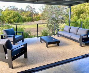 Wildwood Retreat a Luxury Vineyard Escape